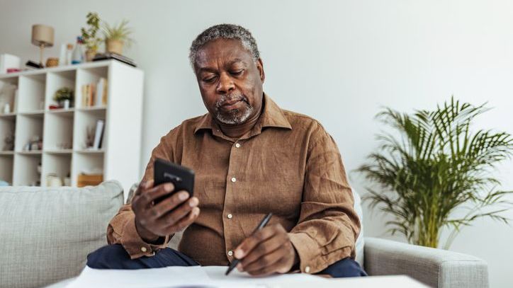 A man calculates his Social Security benefit using the SSA's formula. 